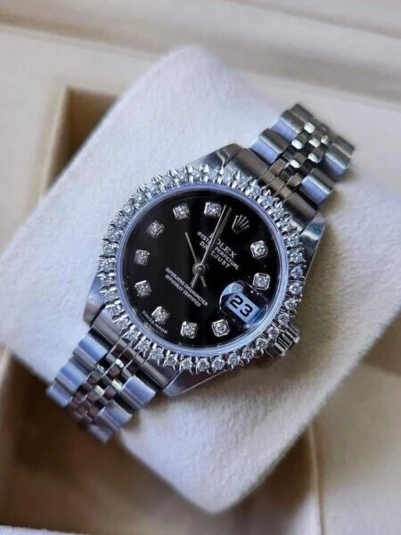 บริการฝากนาฬิกาวัชรพล