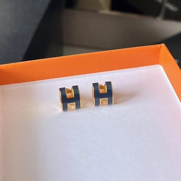 บริการฝากเครื่องประดับบางพลี